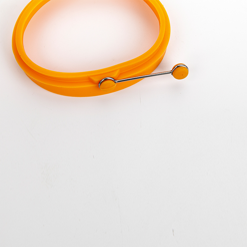 Cuociuova in silicone