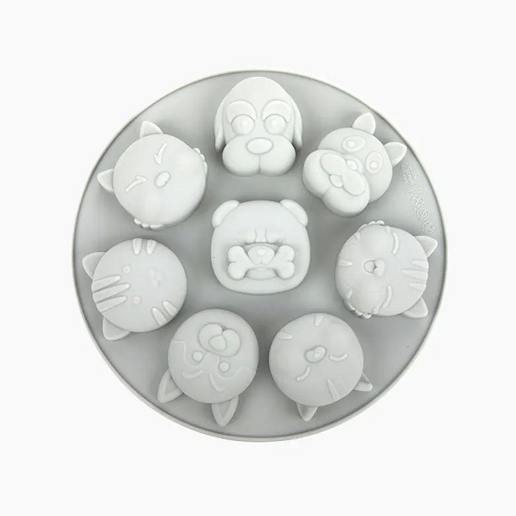 Come utilizzare gli stampi per torte in silicone